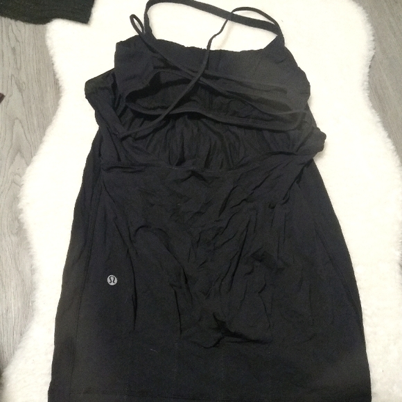 Black Lulu🍋tank size 4 - Picture 1 of 2